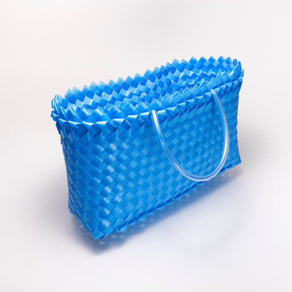 Koro kete by Ahi Raranga of Tāmaki Makaurau, Aotearoa