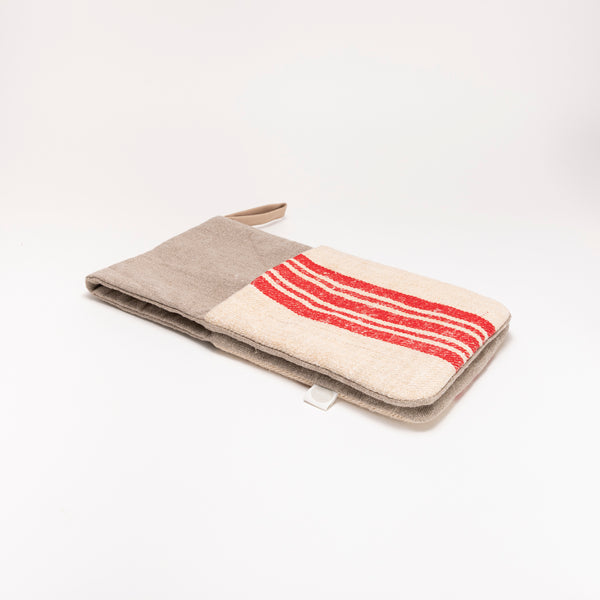 Hemp linen oven mitt made in Tauranga, Aotearoa