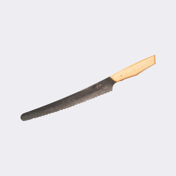 No. 4 The Baker knife by Nůž made in Waiuku, New Zealand