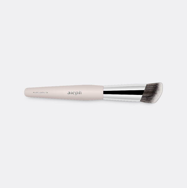 Buff/diffuse brush by Aleph Beauty