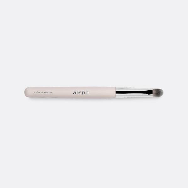 Lip/eye define brush by Aleph Beauty