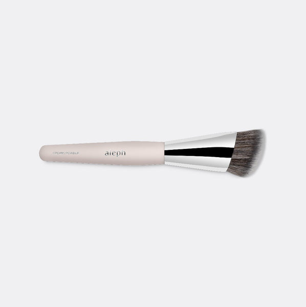 Cream/powder brush by Aleph Beauty